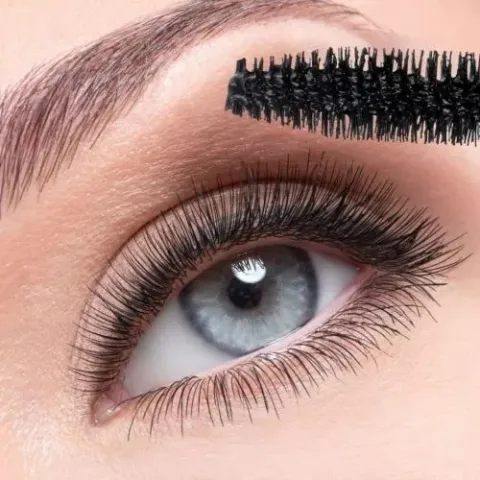 mascara